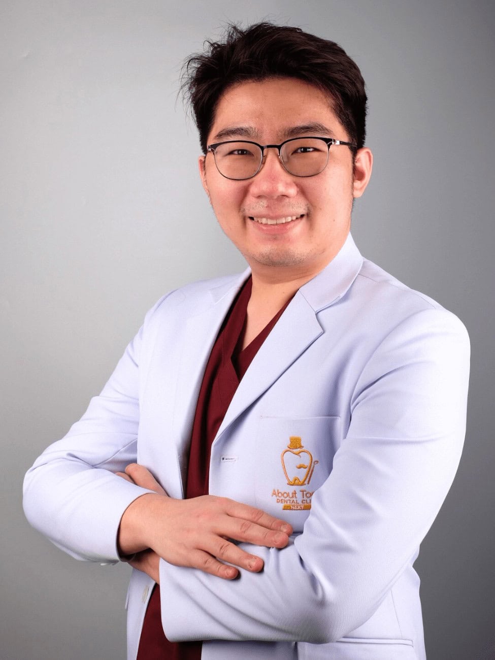 Dr.Naphat